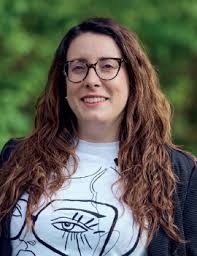 Nombramiento de Garrett Kohn como director de operaciones de personal en  Jones Road Beauty