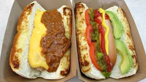 All hot dogs and sausages are cured and cooked sausages that consist mostly of pork and/or beef, although many new varieties are made from either chicken or turkey. Frankfurters Vienna Sausage Hot Dogs Poormansgourmet Youtube