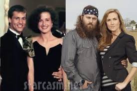 He always throws up a who dat to. Pin By Jaimie Stancliff On You Make Me Laugh Willie Robertson Duck Dynasty I Love To Laugh