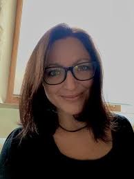 Anna Zuccaro: la bellezza di comunicare (anche l'emergenza) • Mariagrazia  Villa