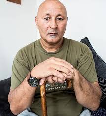 Giggs' grootvader van vaders kant was een krio uit sierra leone. Pick Up The Phone Ryan Say Sorry To Rhodri Let S Be A Family Again The Sun