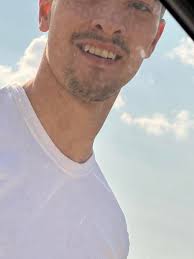 Did the Spokane sheriff have a valid reason for speeding through Post Falls  with lights on?