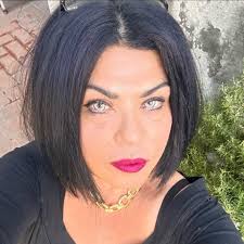 Good morning friends. I'm sorry but I canceled my live for this morning.  I've had a lot of back and leg pain since yesterday afternoon. The cold  rainy weather didn't help. I