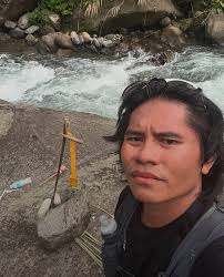 𝗩𝗹𝗼𝗴𝗴𝗲𝗿 𝗔𝗹 𝗠𝗼𝗿𝗮𝗹𝗱𝗲 𝗖𝗹𝗮𝗶𝗺𝘀 𝗛𝗶𝘀 𝗣𝗵𝗼𝘁𝗼 𝗪𝗮𝘀  𝗠𝗶𝘀𝘁𝗮𝗸𝗲𝗻𝗹𝘆 𝗜𝗻𝗰𝗹𝘂𝗱𝗲𝗱 𝗶𝗻 𝗘𝗝𝗞 𝗩𝗶𝗰𝘁𝗶𝗺𝘀  𝗣𝗼𝘀𝘁—Fans Amused Famous vlogger Al Moralde has called out a news giant  after allegedly spotting his own photo ...