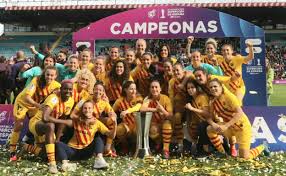 Atlético, barcelona, levante y real sociedad pelean por el título. El Fc Barcelona Hace Historia En Salamanca Ganando Por Aplastante Superioridad La I Supercopa De Espana Femenina El Norte De Castilla