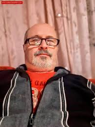 BAŞIMDA BU AKŞAM ILIK BİR RÜZGAR