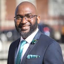 Courtney Wilks's Instagram, Twitter & Facebook