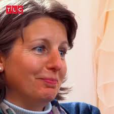 “Her Dress Is DREADFUL!” 🫣