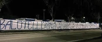 Monza played against brescia in 2 matches this season. Brescia Monza Striscione Contro Balotelli Foto Sportmediaset