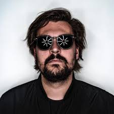 How to download kit, face, and logo packs