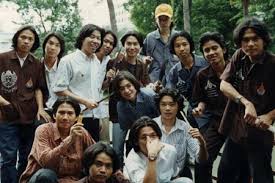 นั่นแหละคืดจุดเริ่มต้นที่ทำให้ผมรู้จัก อุเทนถวาย เคยคิดอยากเรียนตามพี่เขาด้วยนะ จากคุณ : Uthen Com