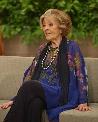 Simone was born and raised in lisbon. Casa Feliz Sic O Regresso De Simone De Oliveira A ÙÙŠØ³Ø¨ÙˆÙƒ
