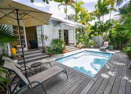 3 bedroom 3.5 bath private pool $4.800/month. Albury Bungalow Private 1 Bed 1 Bath Monthly Key West Rental 15887 Find Rentals