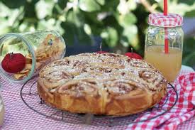 Apfel Rosen Kuchen Eine Herbstliche Landpartie Kuchentraum Purzelbaum