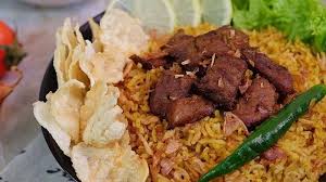 Nasi kebuli merupakan resep asli khas betawi yang sangat populer di indonesia. Intip Resep Nasi Kebuli Kambing Yang Gurih Dan Nikmat Okezone Lifestyle