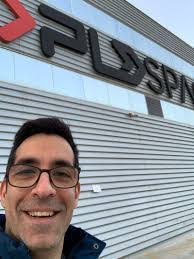 Hector Puente's Instagram, Twitter & Facebook