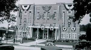 George Wythe Hotel In The 1930 S Picture Was Taken From The Old Trinkle Manson That Was Across The Street In Wytheville Wythe County Wytheville Wythe Hotel