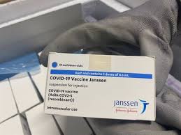 (tanto las vacunas de pfizer , como las de moderna y astrazeneca. Las Primeras Dosis De La Vacuna De Janssen Contra La Covid 19 Llegan A Andalucia