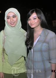 Ketika cinta bertasbih spesial ramadhan episode 56 end. Oki Bersama Asmirandah Foto 3 343902 Tribunnews Com Mobile