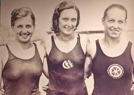 1936 Olympic swimming medalists Lenore Kight (left) and Alice Bridges  (right) and a friend after a swim... : rOldSchoolCool