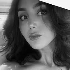 Isabella (@isabella.abdullah)