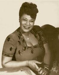 In 1959 Ella Fitzgerald Was The First Black Woman To Win A Grammy During Her Career She Recorded More Than 250 Albums And Famous Singers Black Black History
