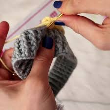 Devami Youtube Kanalimda Bebekyelegi Baby Amigurumis Excerpts Orgubattaniye Hobi Instagram Babyblanket Arm Warmers Fingerless Gloves Fingerless