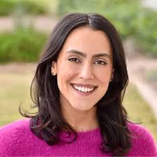 Thanks to all who joined us for our first Pyn Pottery + HR Plottery in LA!  This was my first time facilitating while teaching clay, and what a great  group to do