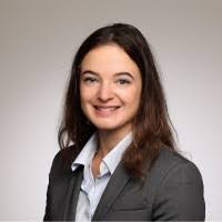 Laura Egli's Instagram, Twitter & Facebook