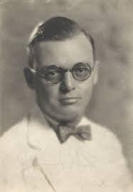 Fred Pennington's Instagram, Twitter & Facebook