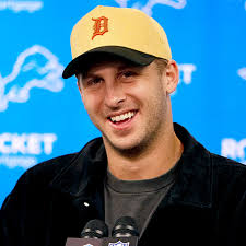 Detroit Lions QB Jared Goff is 291 yards away from a new career-high in  single-season passing yards 👀 His career-high currently sits at 4,688  yards.