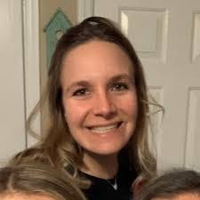 Karen Trader's Instagram, Twitter & Facebook