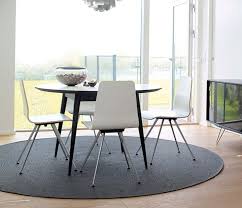 dining tables: round or rectangular