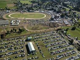 Route 30 is a frequent service that travels from the city centre to onehunga transport centre via newmarket then along manukau road. Maitland Showground Events Markets Camping