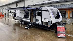 Light in weight, heavy in amentities & features 2021 Coachmen Rv Apex Ultra Lite 300bhs Youtube
