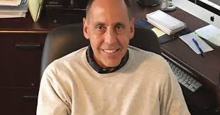 Tonka Bay City Councilmember and former Mayor William LaBelle resigns