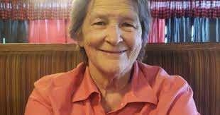 Gloria Blanche Comer