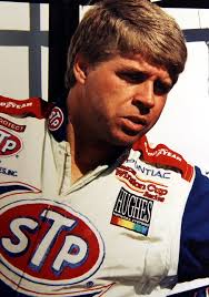 Darryl Moran's Instagram, Twitter & Facebook