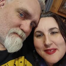 What compensation plan works best for network marketers?