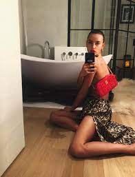 The official website of irina shayk. Vogue Uk July 2020 Irina Shayk Super Fans Facebook