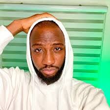 Isaac Godwin's Instagram, Twitter & Facebook