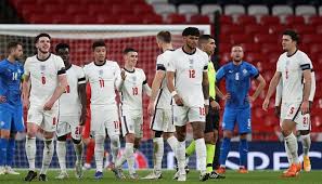 ولم يتمكن المنتخب الإنجليزي من تهديد المرمى حتى في الدقائق الأخيرة، وأضاغ رايس فرصة. Ø£Ø­Ø¯Ù‡Ù… Ù…ÙØ§Ø¬Ø£Ø© Ù…Ù‚ØµÙ„Ø© Ø¥Ù†Ø¬Ù„ØªØ±Ø§ ØªØ¶Ø±Ø¨ 7 Ù„Ø§Ø¹Ø¨ÙŠÙ† Ù‚Ø¨Ù„ ÙŠÙˆØ±Ùˆ 2020
