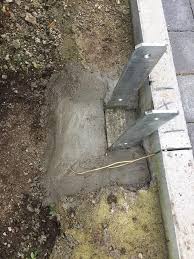 Fertigen Gartenzaun Kaufen Oder Zaun Selber Bauen Lassen Zaunideen Die H Anker Sind Einbetoniert Backyard Entertaining Backyard Entertaining Area Backyard