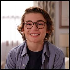 Vous venez de voir le dernier épisode de Conseils de famille. Merci  tellement de nous suivre avec tant d'intérêt depuis 4 saisons maintenant.  Une nouvelle aventure débute dès le mois de mars