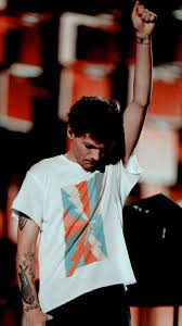 And these, the stoneheaps of dead builders, a warren of weasel rats. Aesthetic Louis Tomlinson Wallpaper Laptop Novocom Top