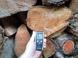 How to make a fire with wet wood. What Wet Firewood Is And Why You Shouldn T Burn It