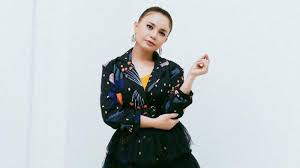 Memang gagah mencari novel aku yang kau tinggalkan sebab dah sold out tapi alhamdulillah dapat juga beli walau preloved. Chord Gitar Lagu Hati Yang Kau Sakiti Rossa Kunci Gitar Dasar Mudah Dimainkan Dari Am Tribunnews Com Mobile