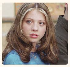 We are so old that this beautiful young girl who played Juliet has just  passed away at 73 years old! How can that even be possible? ￼