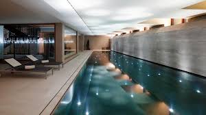 A Look At Some Modern Contemporary Indoor Pools Indoor Pool Indoor Swimming Pools Luxury Swimming Pools
