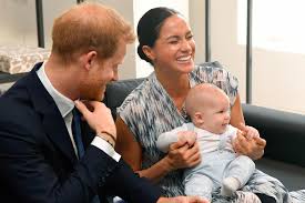 Meghan markle's royal pregnancy is over: Royal News Prinz Harry Und Meghan Diese Worte Kann Archie Schon Sagen Gala De